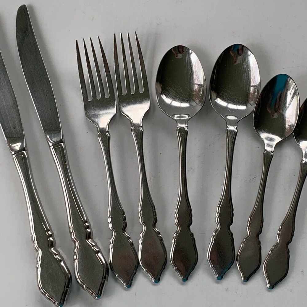 8 pc. Oneida CLASSIC MOOD DEAUVILLE PRESCOTT Flatware Stainless 2 Table Settings